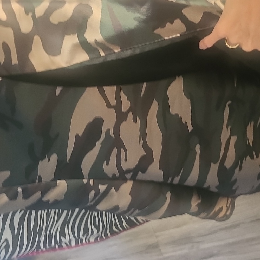 NWT Cassandea Stone for Mac Duggal 2 piece Camo and Crystal Gown - Picture 8 of 9